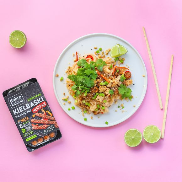 Pad Thai with Vegetarian Sausages: Step-by-Step Instructions